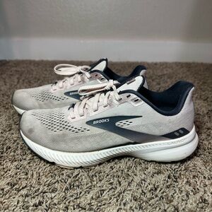 Brooks Launch GTS 8 Running Shoes Women Size 7.5 Light Pink Lace Up 1203461B653